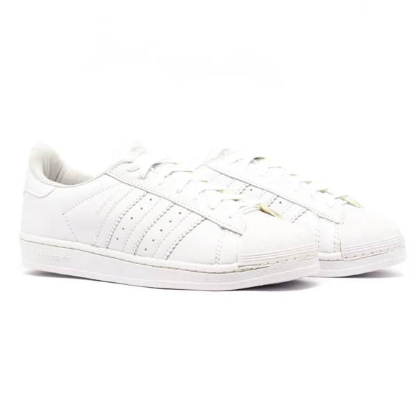 Tênis Adidas Superstar