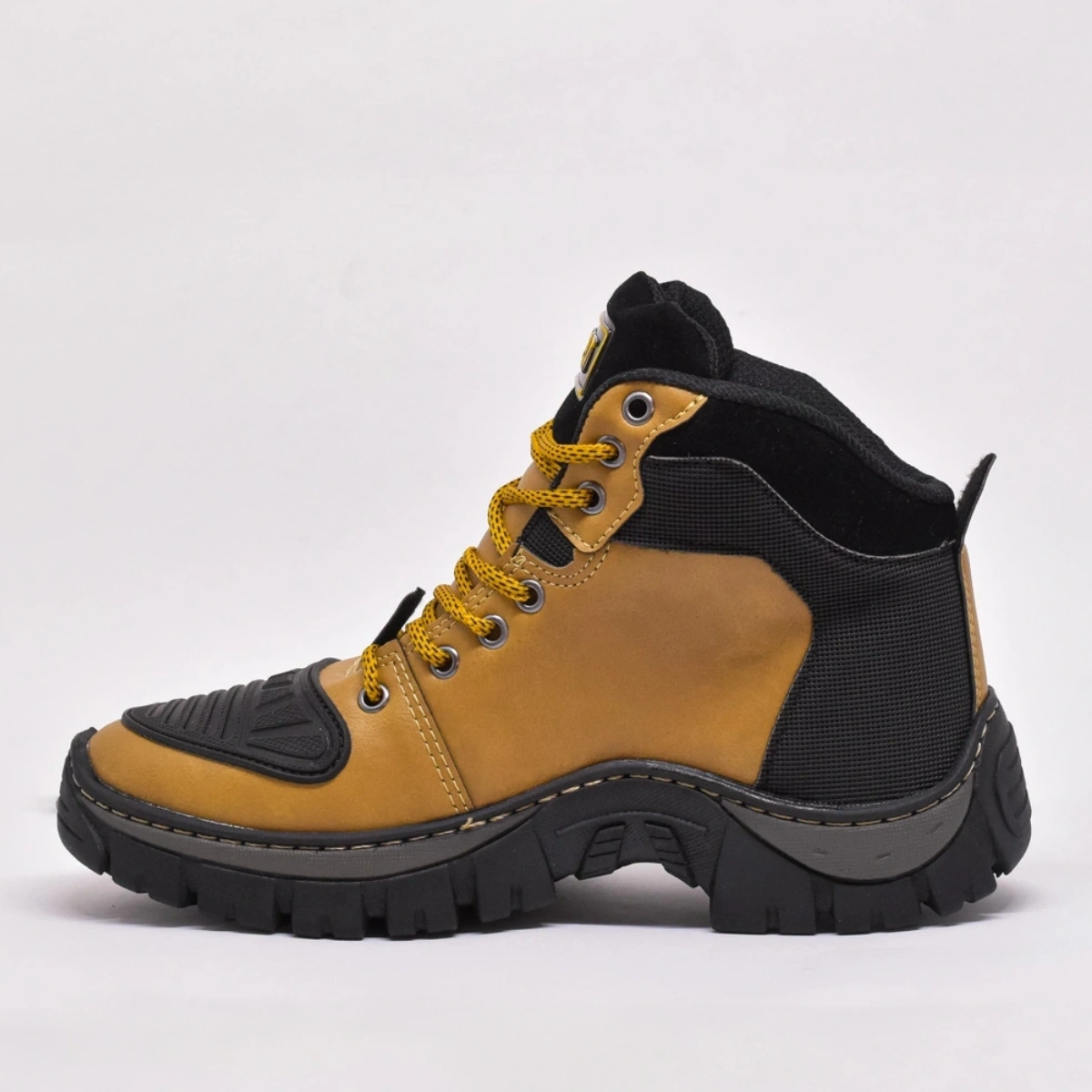Bota Caterpillar Adventure Cano Médio - Imagem 4