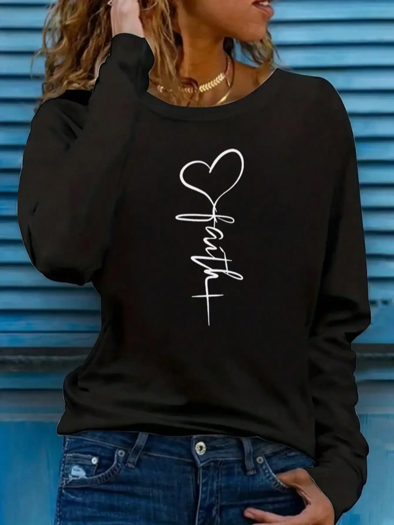 Blusa Feminina de Manga Longa Solta com Decote Redondo Elegante em Poliéster Tricotado com Padrão de Corações para Outono e Inverno - Imagem 3