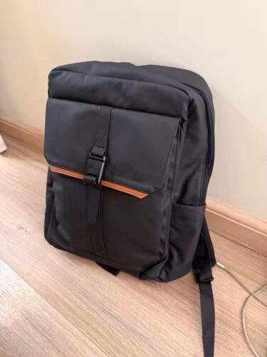 Mochila de negócios elegante HK para homens, à prova d'água, mochila para laptop com aba de 15,6 polegadas, vários bolsos, mochila casual para trabalho, escola photo review