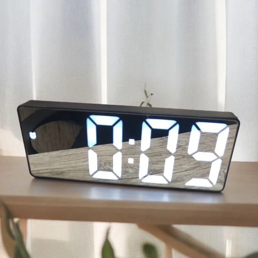 Despertador Digital LED com Termômetro e Luz Noturna para Quarto, Escritório e Viagem - Imagem 3